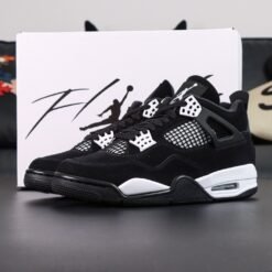 NIKE JORDAN 4 RETRO WHITE THUNDER