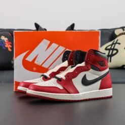 Air Jordan 1 Retro High OG “Chicago Lost & Found”