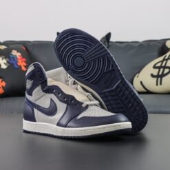 Alternative view of Air Jordan Air Jordan 1 Retro High '85 OG 'Georgetown'