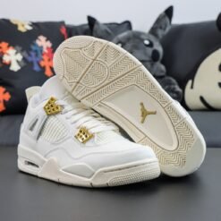 Alternative view of NIKE JORDAN 4 METALLIC GOLD