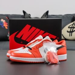 Air Jordan 1 Retro Low OG “Starfish”