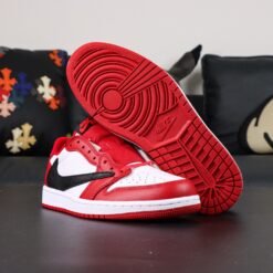 Alternative view of Travis Scott x Air Jordan 1 Low OG “Chicago”